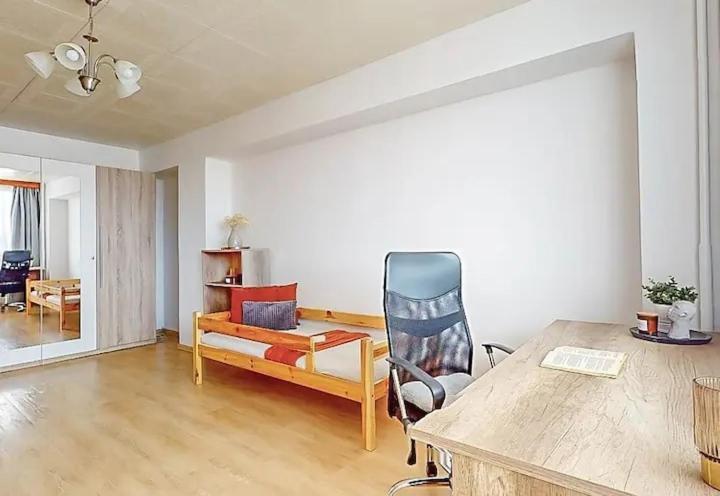 Apartment In Center Of Podebrady Нимбурк Екстериор снимка